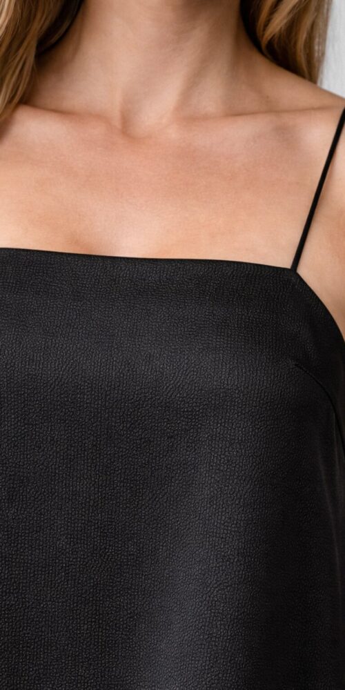 BLACK SATIN TOP NONCEMETRICAL AND PANTS - Image 3