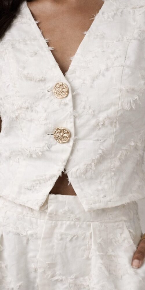 WHITE SET VEST WITH GOLD BUTTON AND SHORT TO KNEES HAIRY STYLE - Image 3